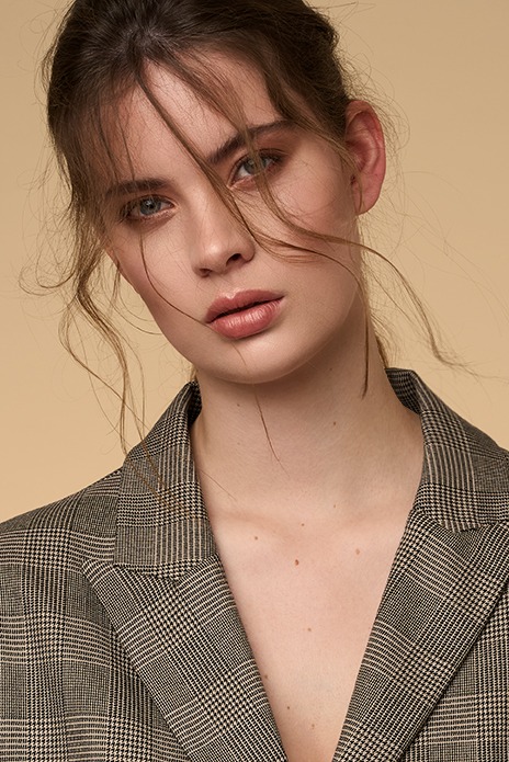 Example portrait image 1 - Benthe portfolio